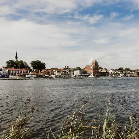 Residenz Bollwark 1 1 度假居